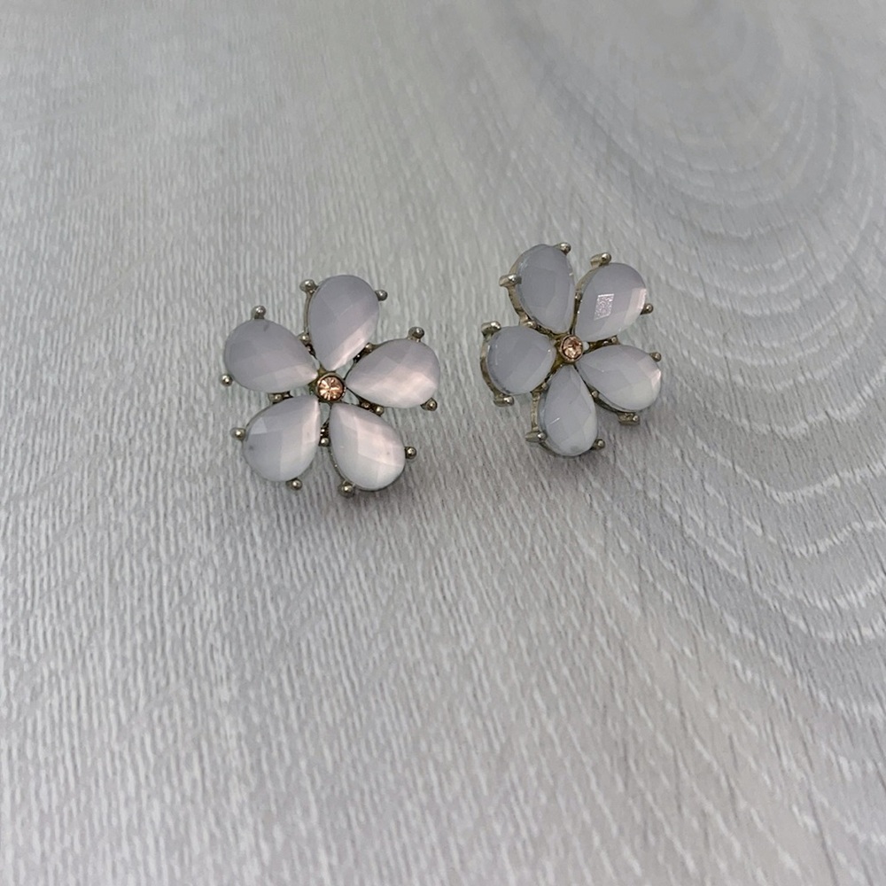 Daisy Stud Earrings